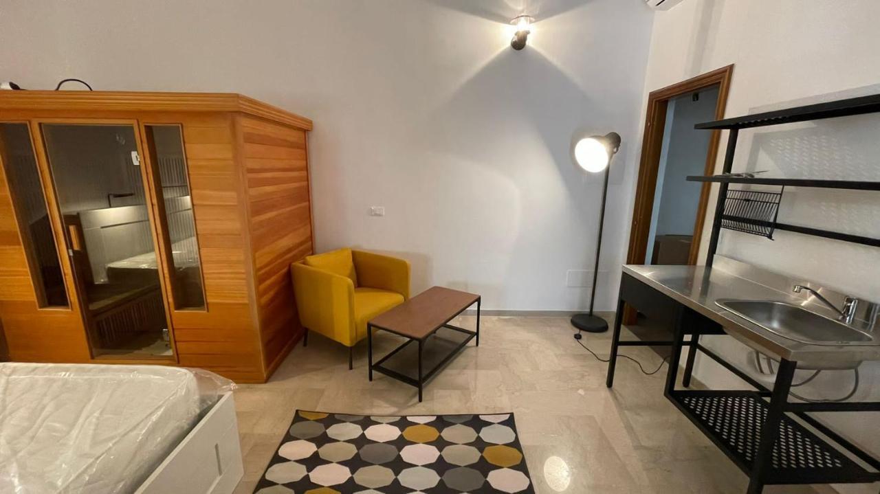 Mono Relax Appartement Lecce Buitenkant foto